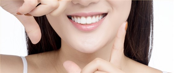 摄图网_500982846_wx_女性牙齿展示（非企业商用）